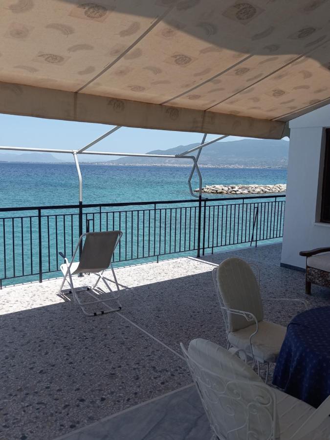 Ekie Apartment With Sea View Kalamata Dış mekan fotoğraf