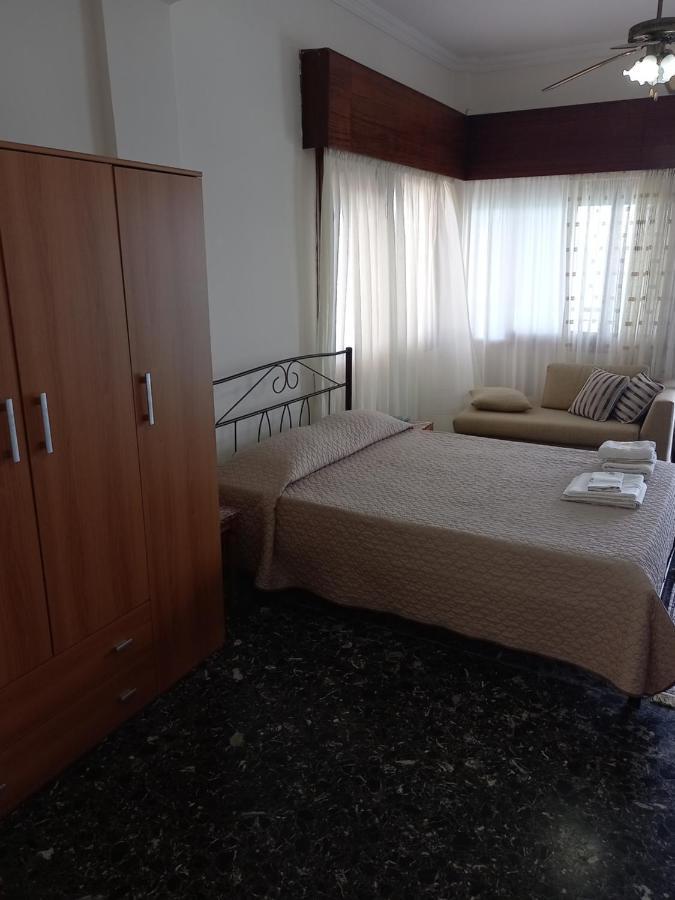 Ekie Apartment With Sea View Kalamata Dış mekan fotoğraf