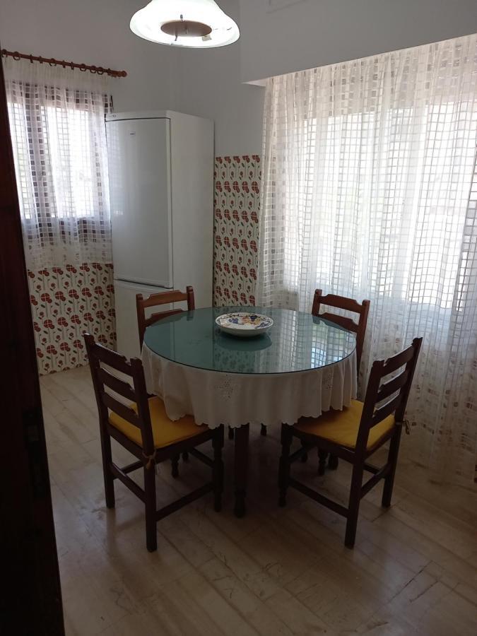 Ekie Apartment With Sea View Kalamata Dış mekan fotoğraf